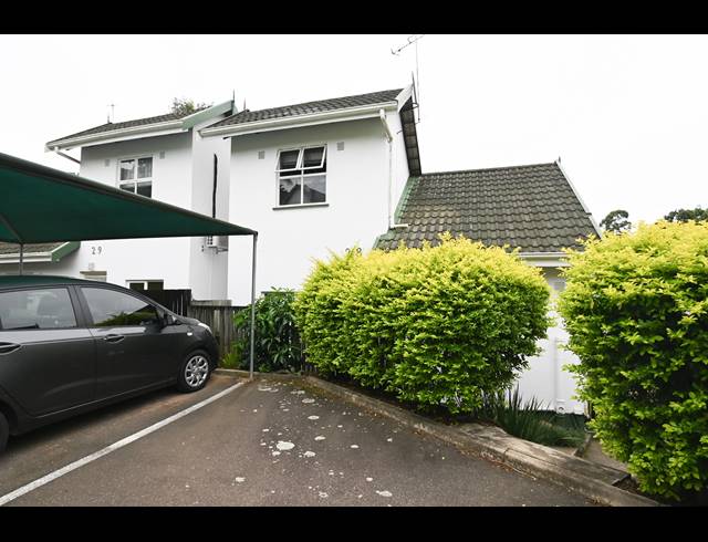 1 BEDROOM SIMPLEX FOR SALE IN THE WOLDS
